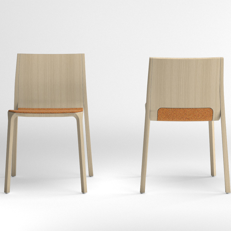 Silla "SILU" de madera roble