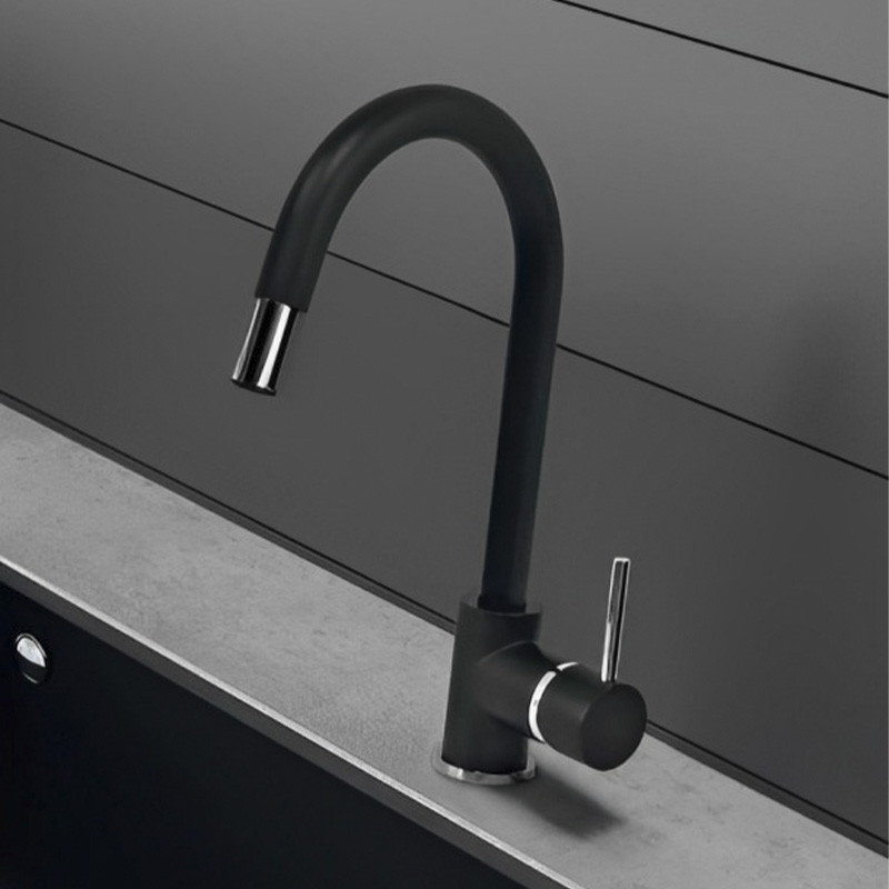 Grifo cocina extensible SENA: acabados PVD con caño flexible negro