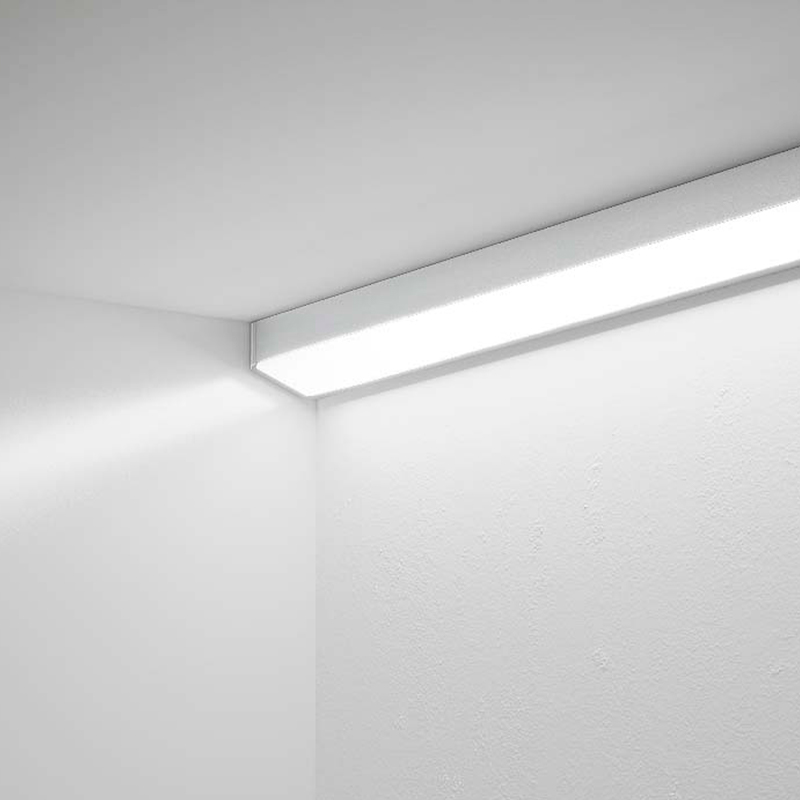Regleta LED bajo mueble con tonos de luz
