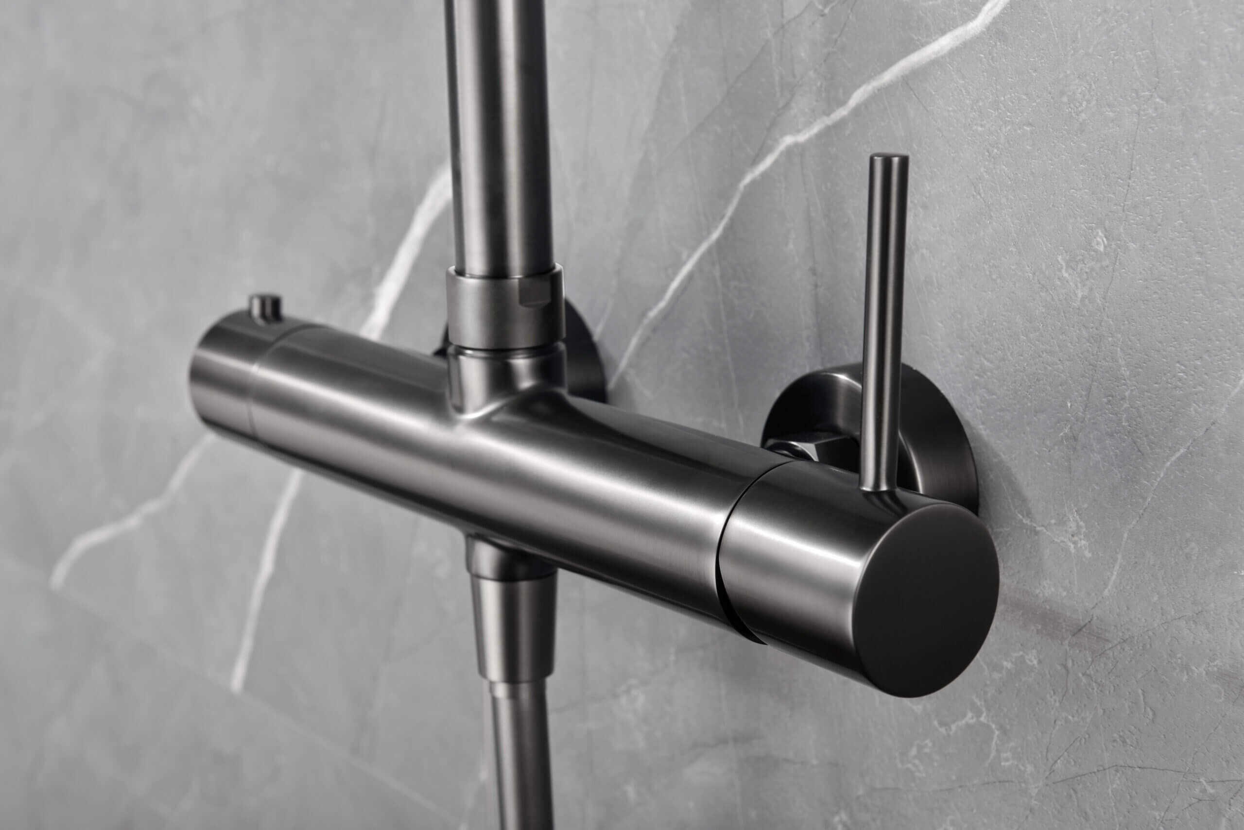 columna ducha black gun metal MONZA de imex con rociador redondo