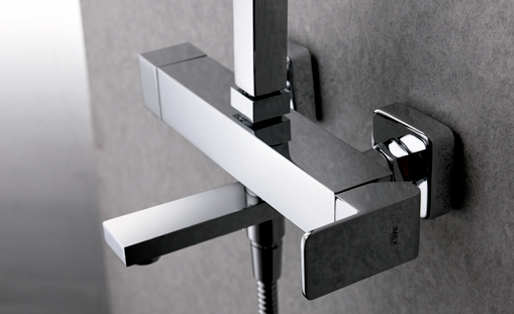 columna ducha para bañera con caño giratorio