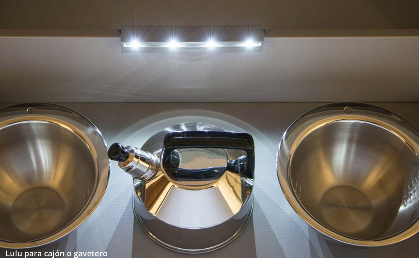 regleta led bajo mueble cocina sin cable LULU